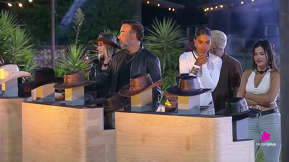 O Último Chapéu: Peões se despedem do chapéu de Fazendeiro em atividade surpresa | A Fazenda 17