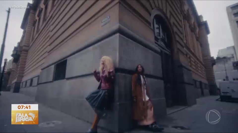 Qual é a Boa? Dupla Anavitória apresenta espetáculo que marca nova fase da carreira