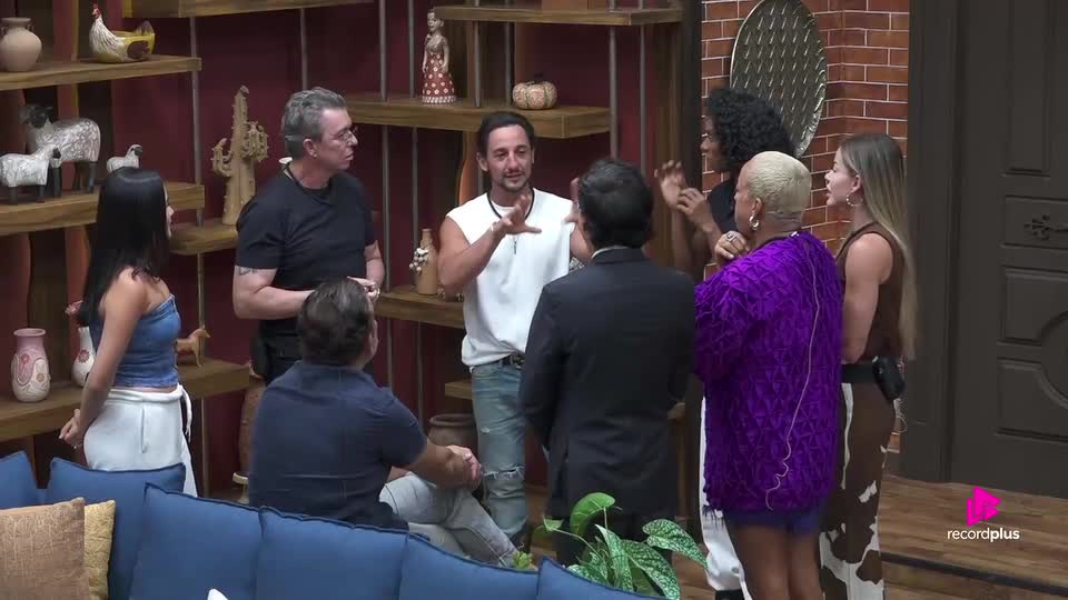 Boninho na RECORD: diretor revela como vai funcionar o reality A Casa do Patrão