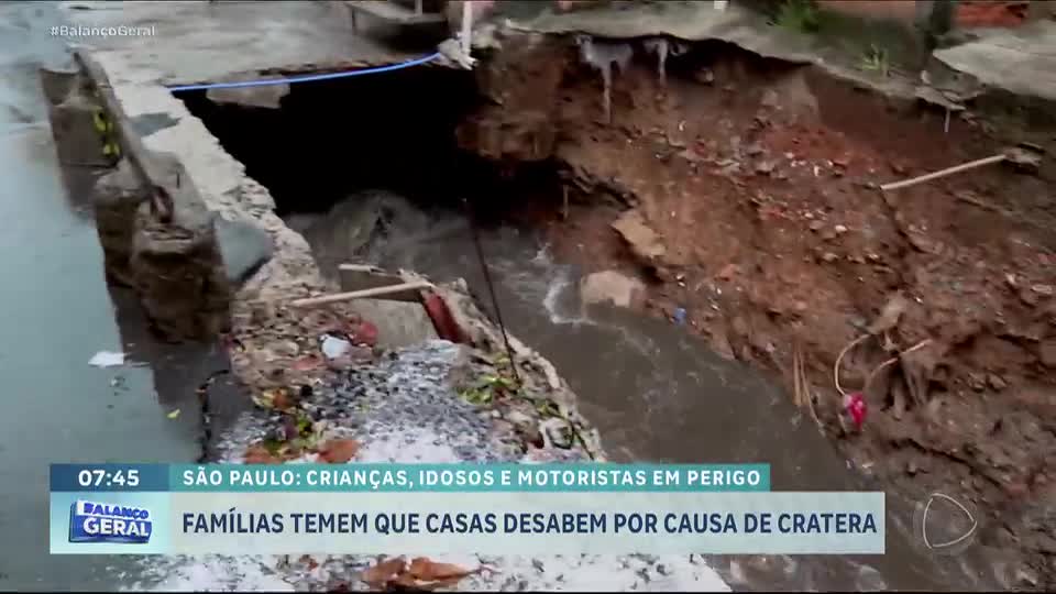 Cratera na zona norte de São Paulo ameaça moradores e interdita residências