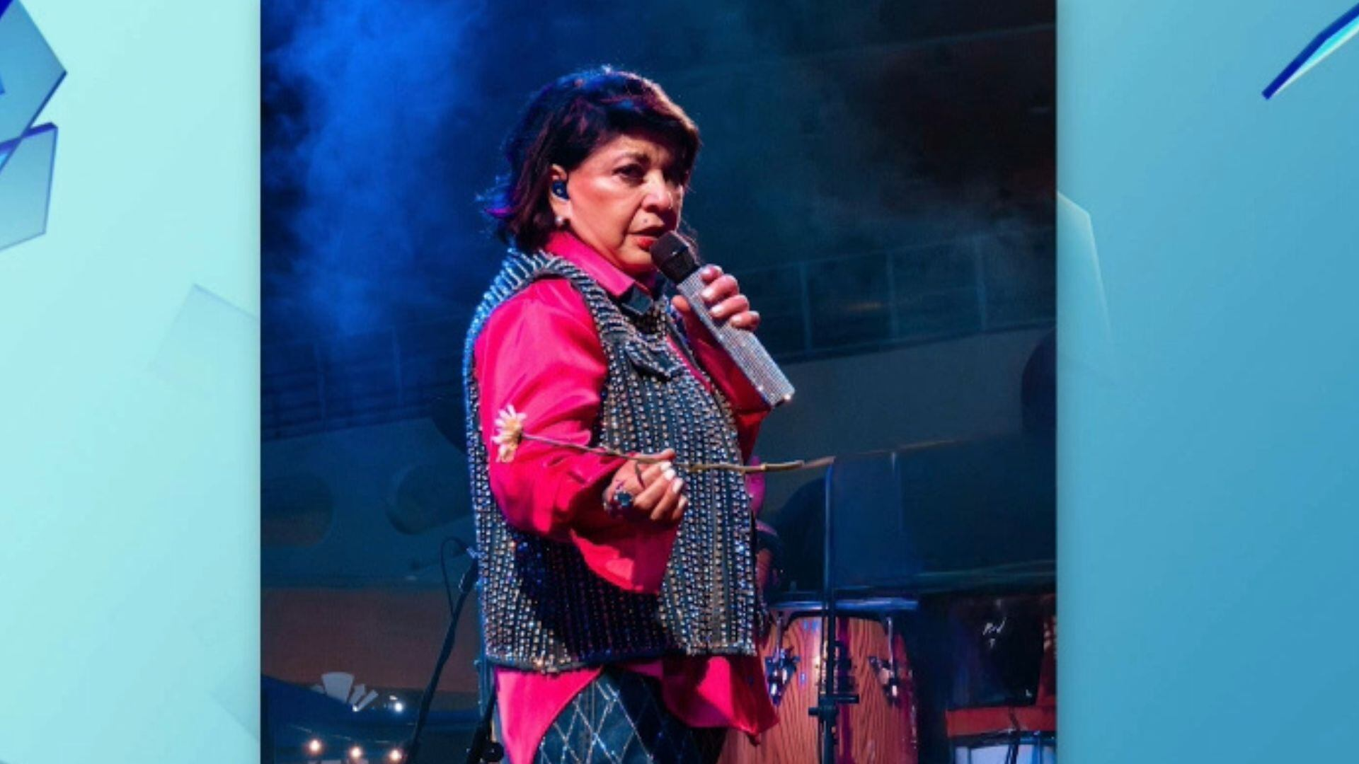 Roberta Miranda dá presente de Natal para gari que a conheceu antes da fama