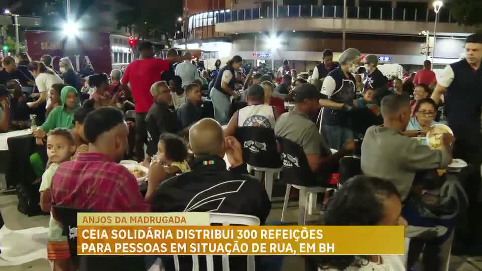 Ceia Solidária distribui 300 refeições para pessoas em situação de rua em Belo Horizonte