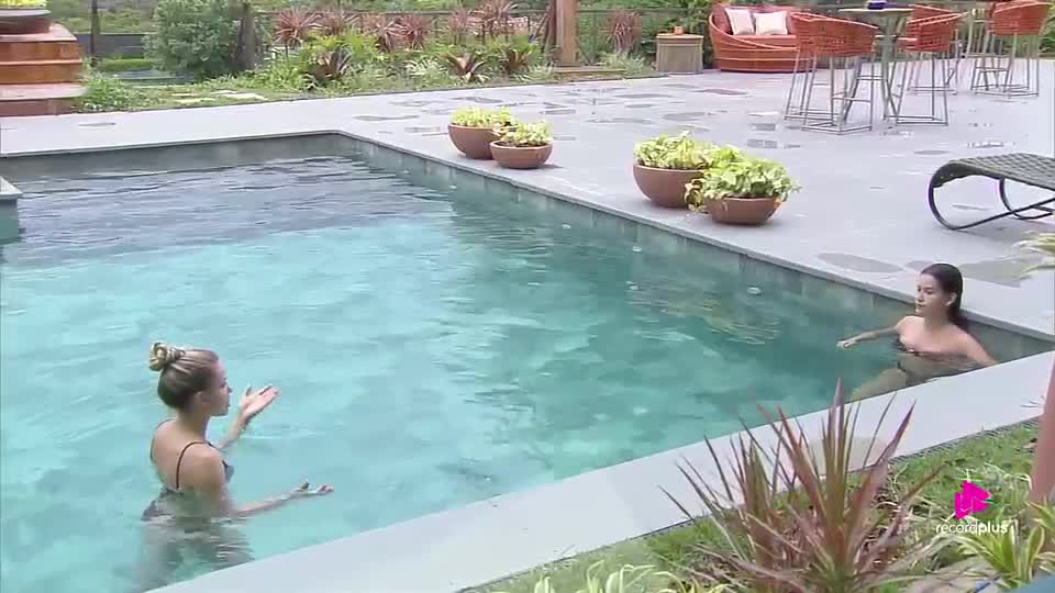 Saory conversa com Duda sobre saída de Mesquita: 'Foi longe por sua causa' | A Fazenda 17