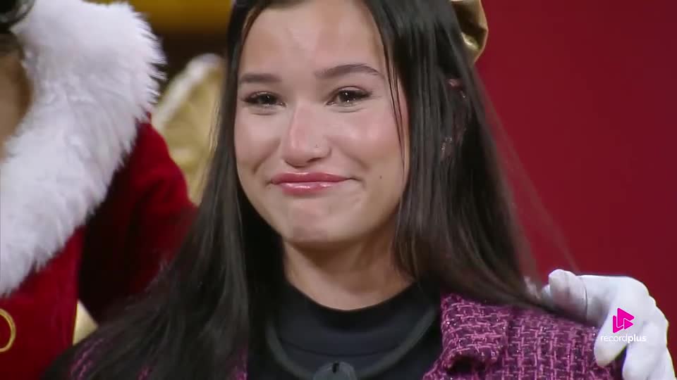 Duda e Dudu se emocionam com cartas enviadas pelos familiares | A Fazenda 17