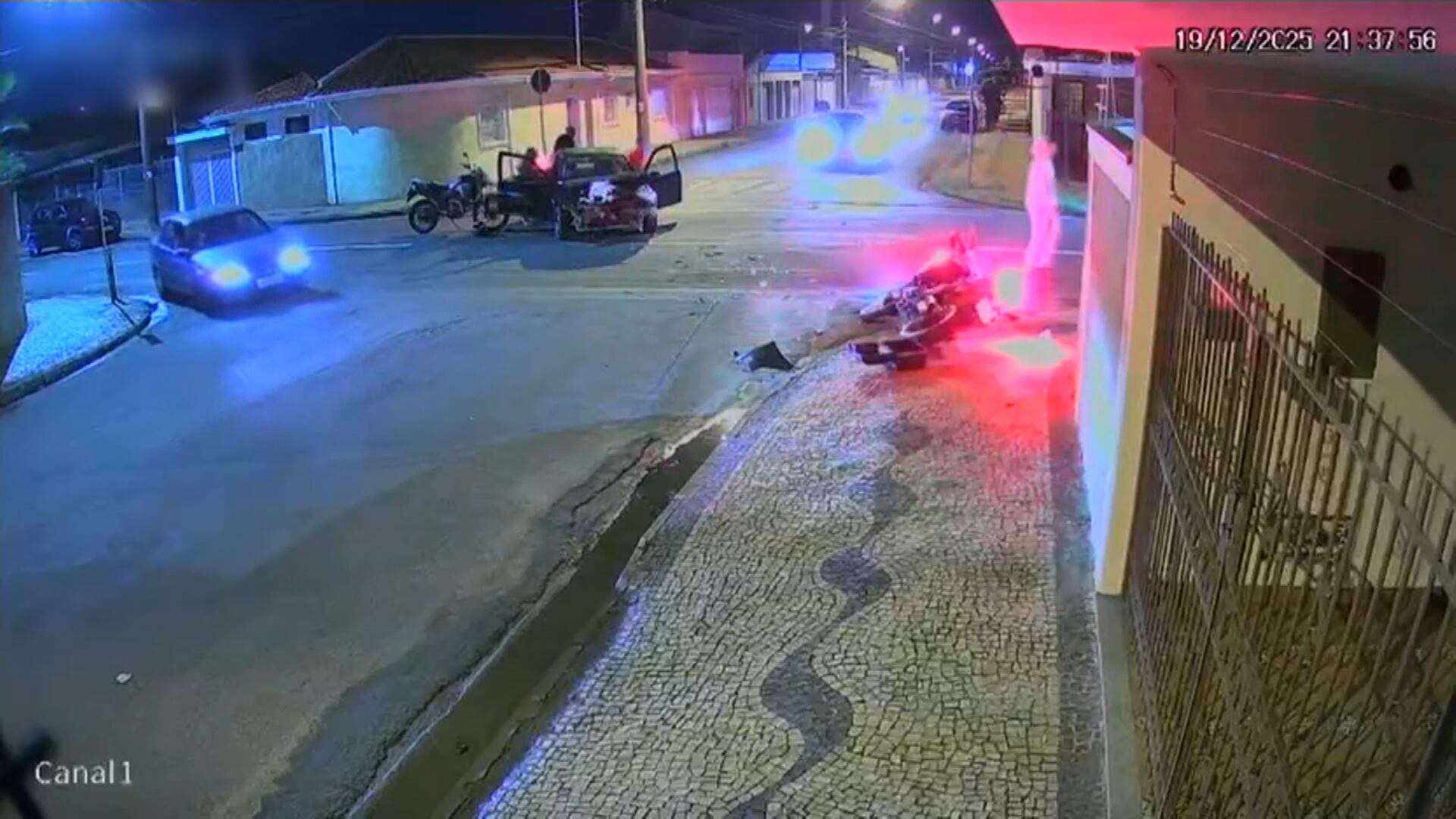 Guarda civil fica ferido após acidente de trânsito durante patrulhamento