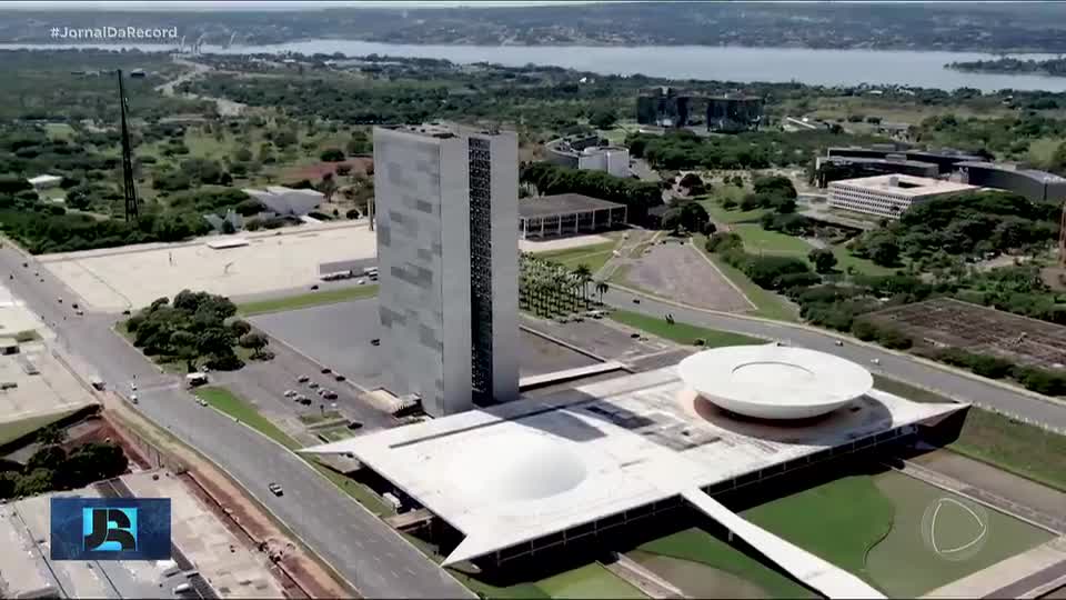 Congresso entra em recesso deixando PEC da Segurança Pública e outros projetos pendentes para 2026