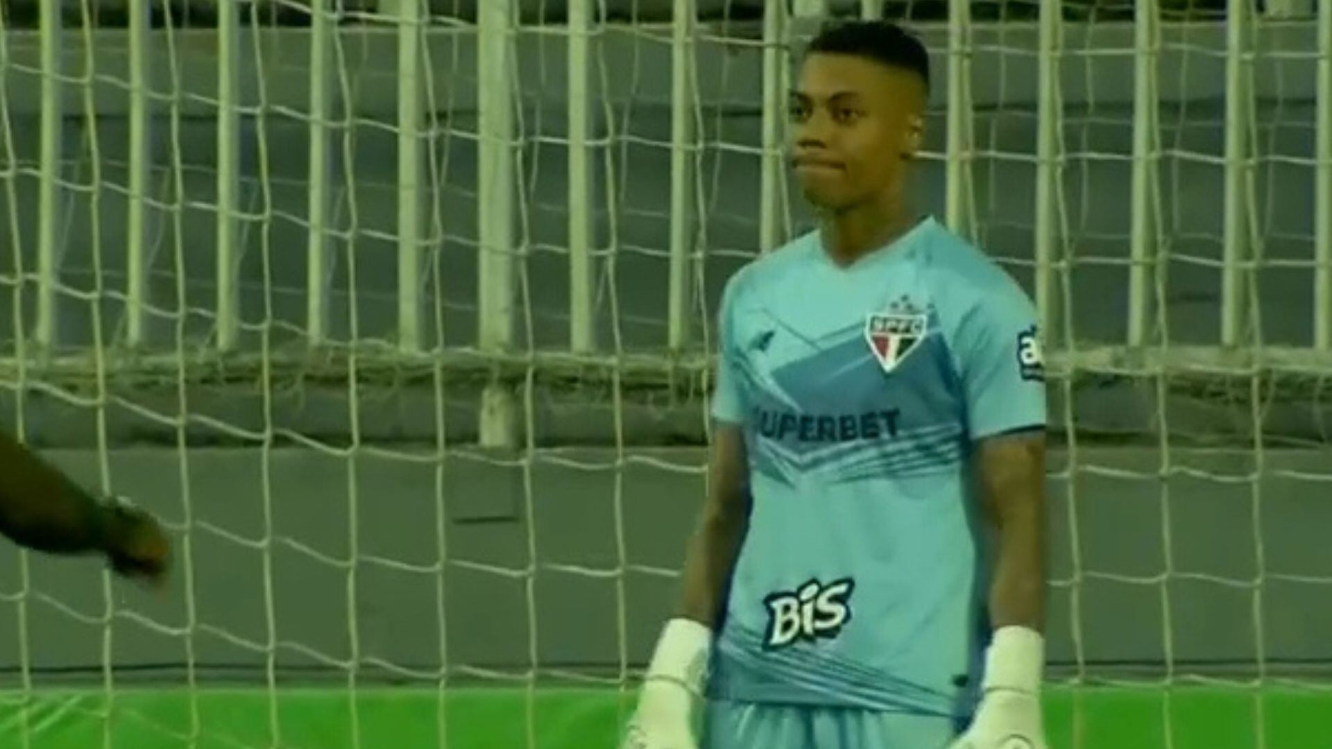 Goleira Anna Bia renova contrato com o São Paulo até 2028