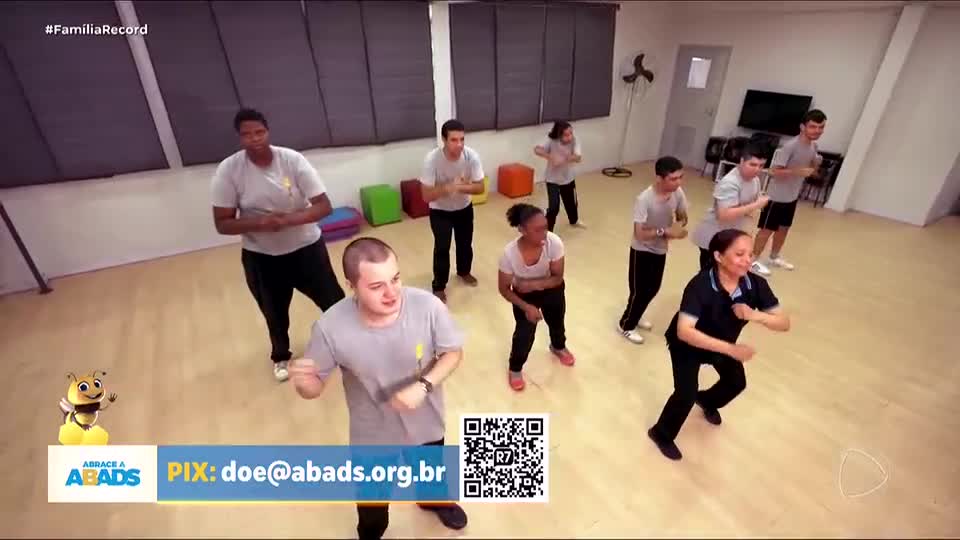 Abrace a ABADS: ajude a transformar a vida de crianças com deficiência intelectual e autismo