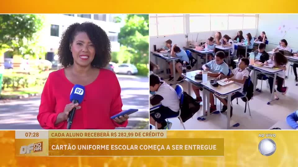 GDF começa a entregar cartão uniforme escolar que deve beneficiar 400 mil estudantes
