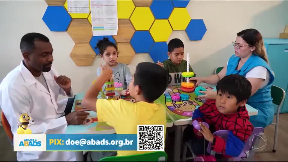 Apoie a ABADS e transforme o futuro de crianças e jovens com autismo e deficiência intelectual