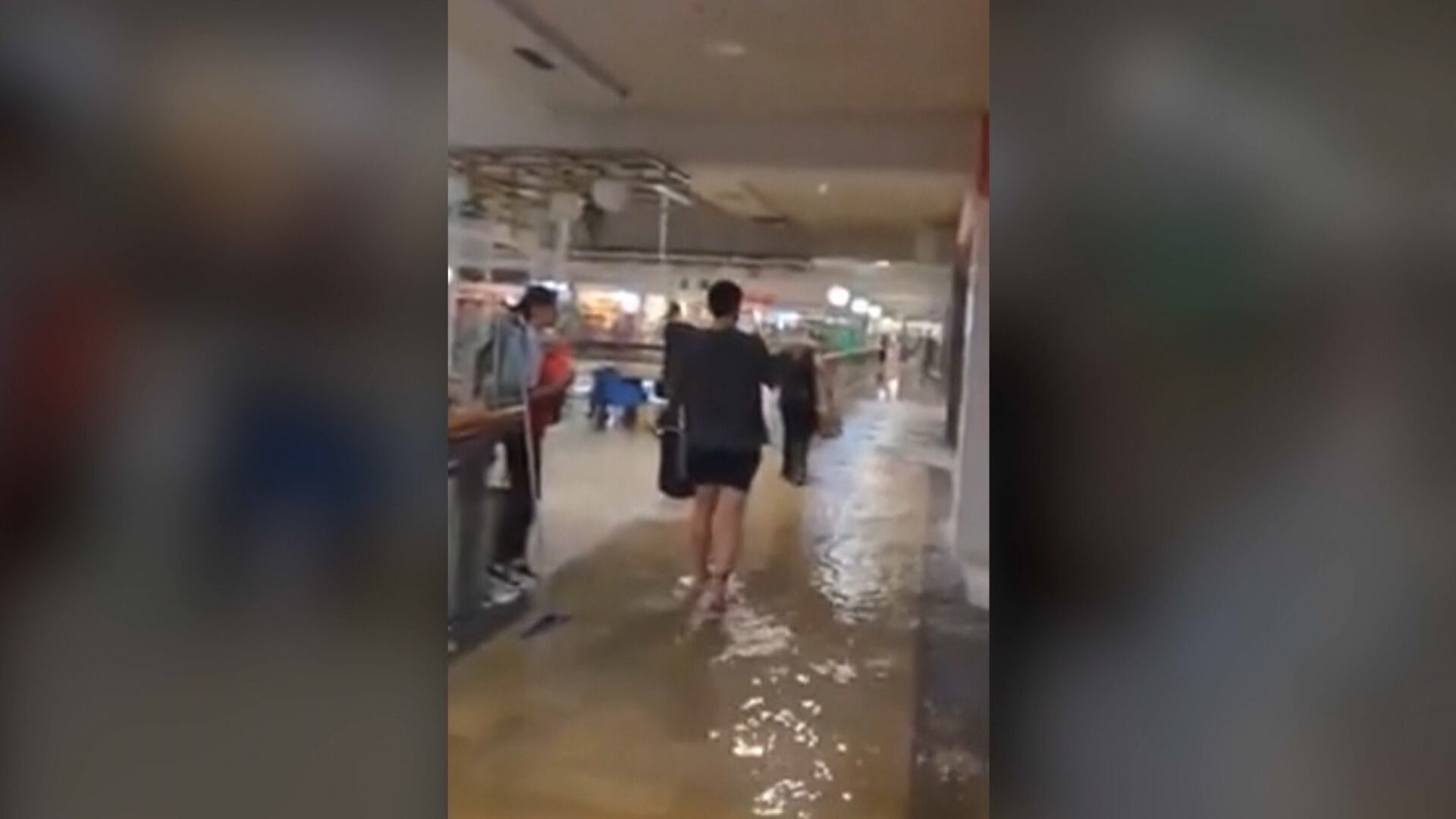 Fortes chuvas provocam alagamentos na Argentina