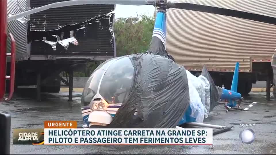 Helicóptero realiza pouso forçado e atinge carreta em São Paulo durante tempestade