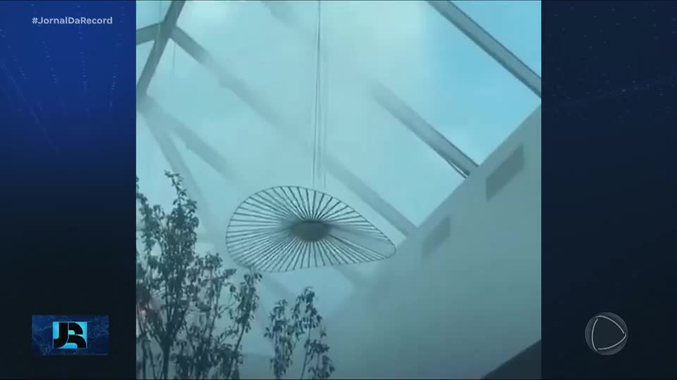 Dispositivo de sistema contra incêndios de shopping em Campinas (SP) dispara por conta do calor