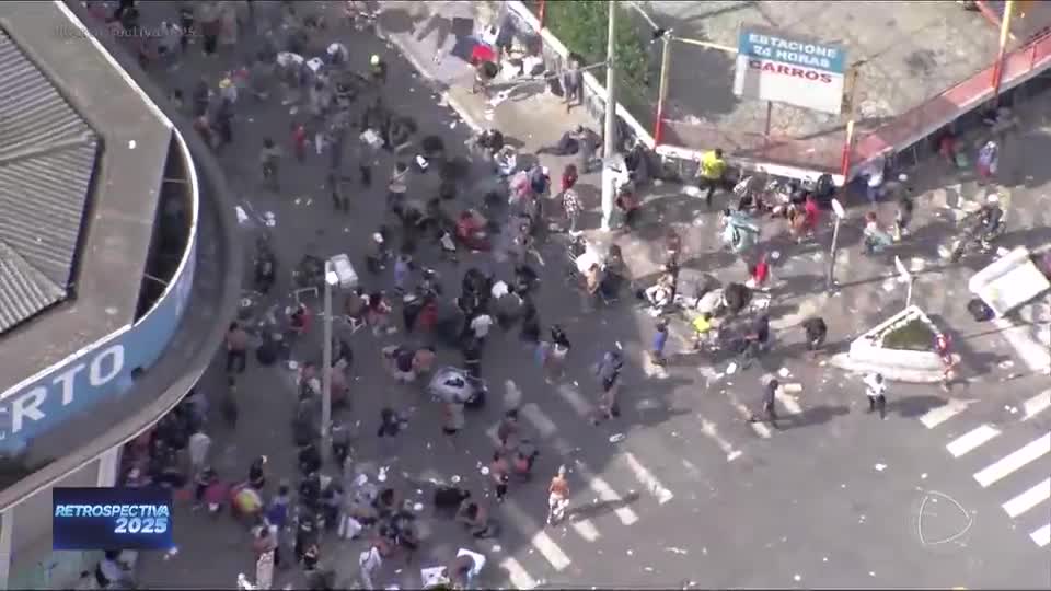 São Paulo enfrenta violência a residências e falta de luz, mas dá fim à Cracolândia em 2025