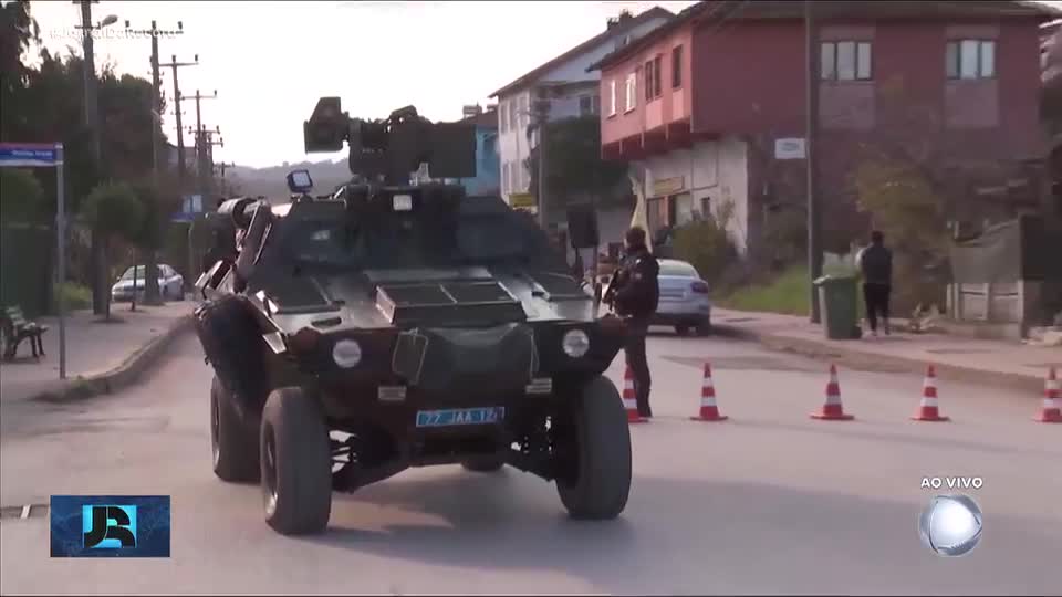 Polícia da Turquia prende suspeitos em operação contra o Estado Islâmico