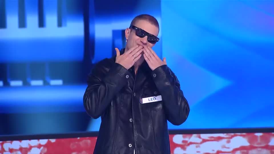 No primeiro Acerte ou Caia! do ano, mais 11 celebridades disputam o prêmio de até R$ 300 mil